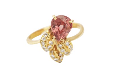 Lot 104 - A pink zircon and diamond dress ring