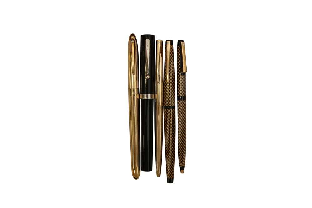Lot 180 A COLLECTION OF W. A. SHEAFFER PEN CO. PENS
