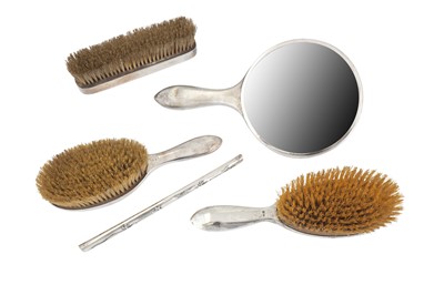 Lot 395 - A mixed group of early 20th century Chinese Export silver dressing table items