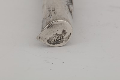 Lot 395 - A mixed group of early 20th century Chinese Export silver dressing table items