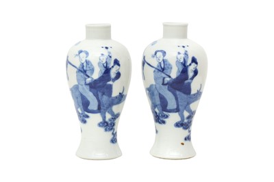 Lot 186 - A PAIR OF CHINESE BLUE AND WHITE 'IMMORTALS' VASES.