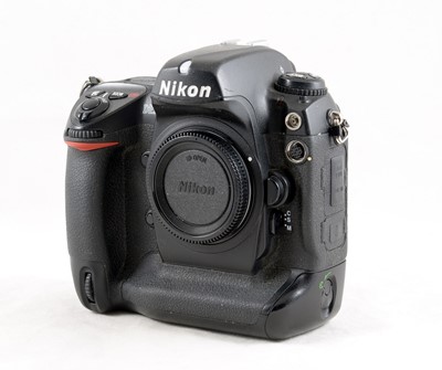 Lot 450 - Nikon D2Xs Digital SLR Body.