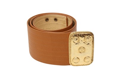 Lot 99 - Chanel Tan Medallion Waist Belt - Size 80