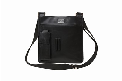 Lot 290 - Gucci Black Flat Messenger Bag