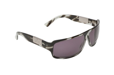Lot 255 - Gucci Black Shield Logo Sunglasses