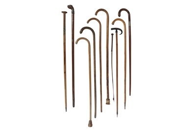 Lot 240 - A COLLECTION OF LATE NINETEENTH AND EARLY TWENTIETH CENTURY WALKING CANES