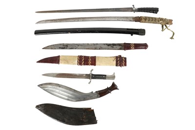Lot 235 - A COLLECTION OF FIVE BLADED WEAPONS
