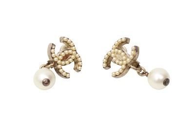 Lot 195 - Chanel CC Logo Pearl Drop Pierced Earrings