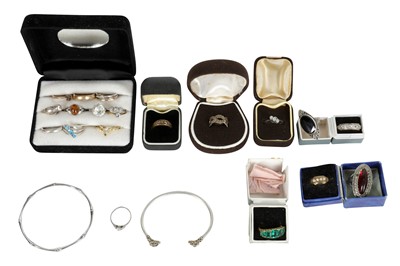 Lot 87 - A GROUP OF JEWELLERY