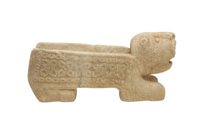 Lot 515 - A CARVED WHITE MARBLE SPOUT IN THE SHAPE OF A LION