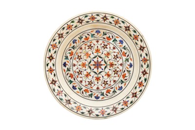Lot 213 - AN INDIAN PIETRA DURA WHITE MARBLE DISH