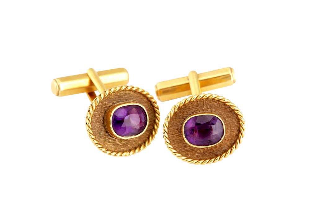 Lot 81 - A pair of amethyst cufflinks