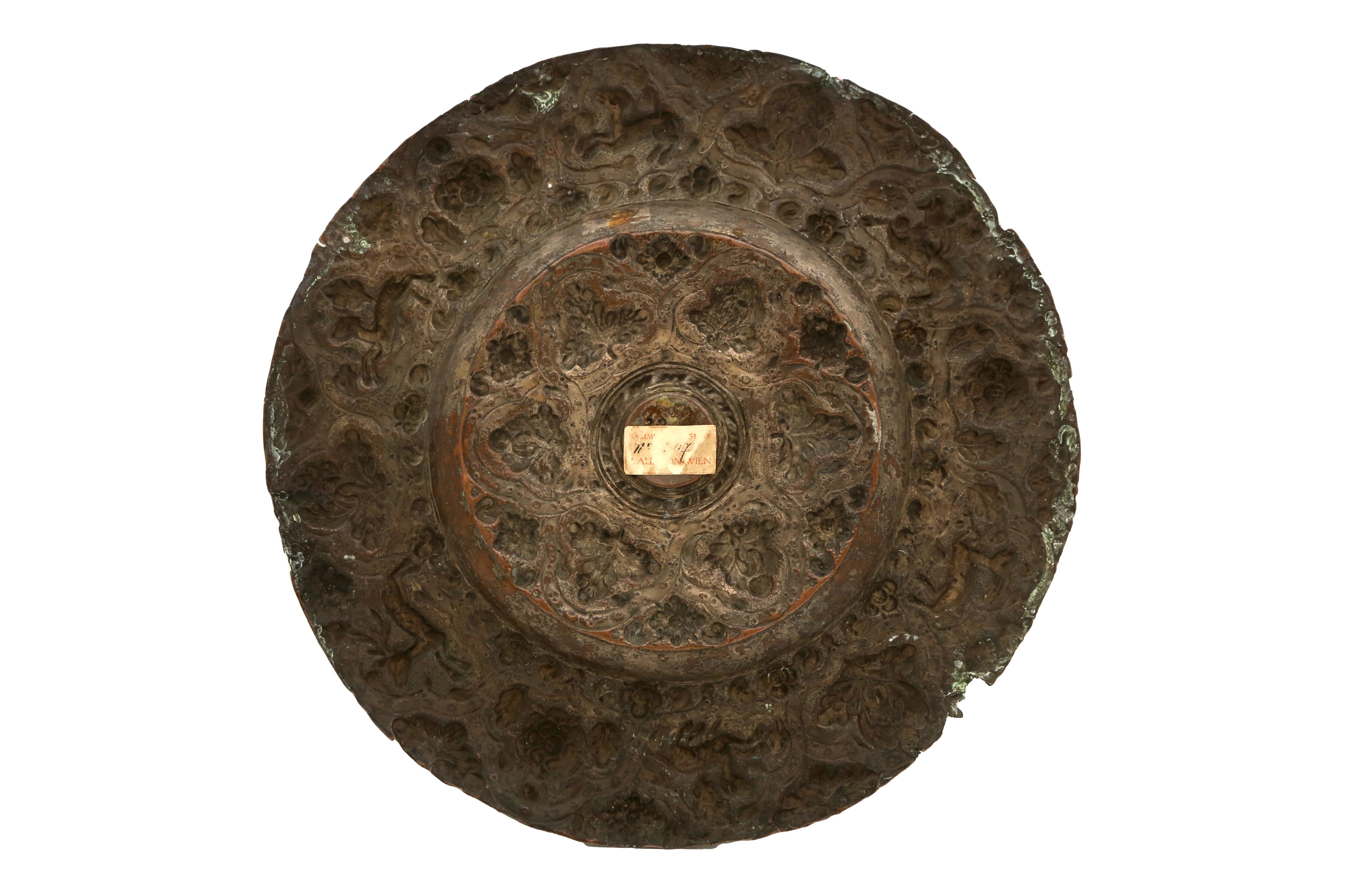 Lot 307 - A GILT COPPER (TOMBAC) SERVING DISH WITH