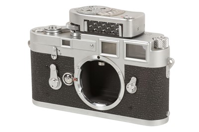 Lot 182 - A Leica M3 DS Rangefinder Camera Body