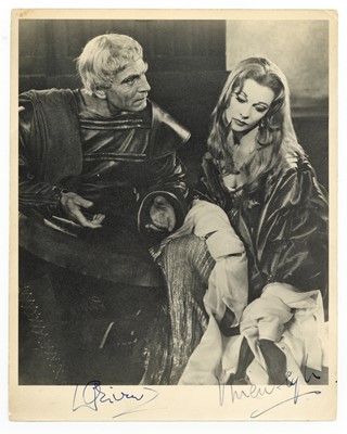 Lot 84 - Leigh (Vivien) & Laurence Olivier
