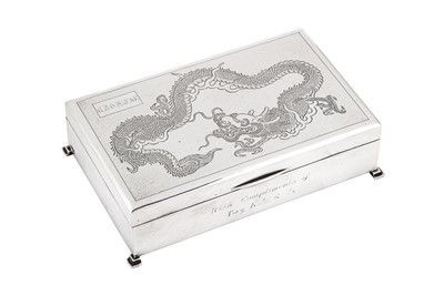 Lot 413 - An early 20th century Chinese Export silver cigarette box, Hong Kong circa 1930 retailed by Lee Yee Hing