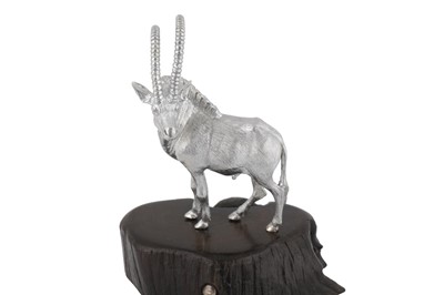 Lot 174 - A contemporary Zimbabwean silver model of a Sable antelope, Harare 2015 by Patrick Mavros