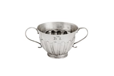 Lot 717 - A William III provincial silver 'toy' porringer, circa 1700 by John Mortimer of Exeter or John Murch of Plymouth