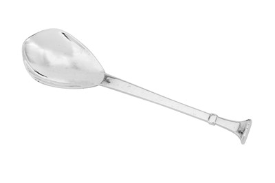 Lot 217 - A George VI ‘Arts and Crafts’ sterling silver preserve spoon, London 1950 by the Guild of Handicraft