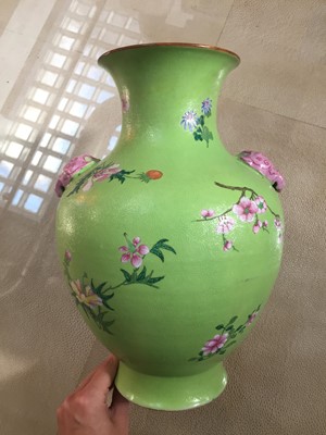 Lot 93 - A CHINESE FAMILLE-ROSE LIME-GREEN SGRAFFITO-GROUND VASE