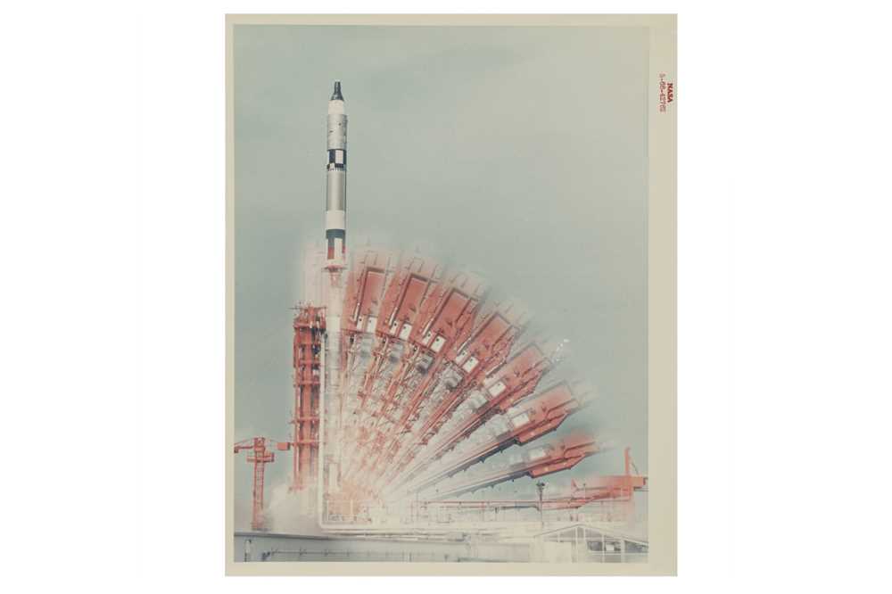 Lot 92 - Gemini 10 Launch