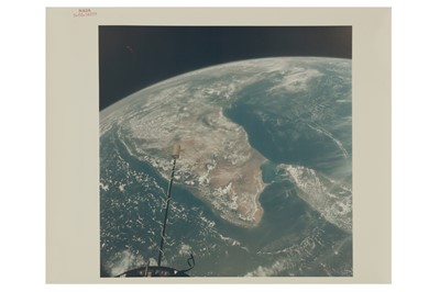 Lot 160 - Gemini 11: Earth Orbit View