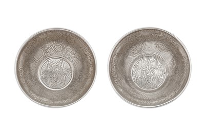 Lot 146 - A PAIR OF EARLY 20TH CENTURY EGYPTIAN 900 STANDARD SILVER BOWLS, CAIRO 1924-25