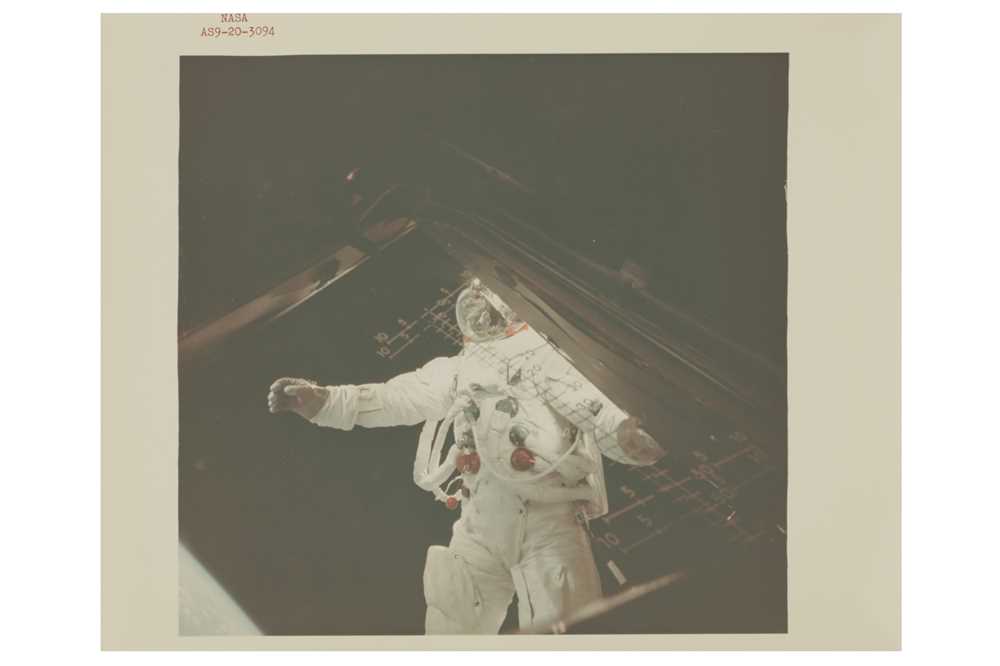 Lot 5 - Apollo 9: EVA