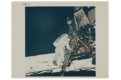 Lot 132 - Apollo 11