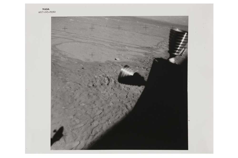 Lot 54 - Apollo 17: LM Window