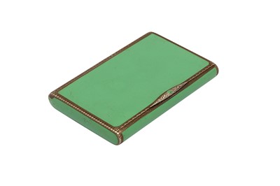 Lot 54 - AN EARLY 20TH CENTURY GERMAN SILVER AND GREEN LACQUER CIGARETTE CASE, IMPORT MARKS FOR LONDON 1926 BY P H VOGEL AND CO