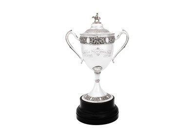 Lot 356 - An early 20th century Indian colonial silver twin handled trophy, Calcutta dated 1907, by Jan Boseck & Co