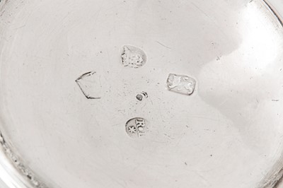 Lot 699 - An early George II sterling silver mug, London 1728 by Robert Lucas (reg. 13th March 1727)