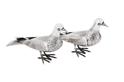 Lot 206 - A pair of mid-20th century Persian (Iranian) silver models of doves, Tabriz circa 1960