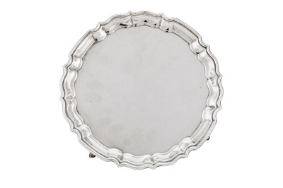 Lot 570 - A George V sterling silver salver, Chester 1912 by Barker Brothers