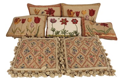 Lot 348 - A COLLECTION OF NEEDLEWORK SCATTER CUSHIONS