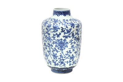 Lot 918 - A CHINESE BLUE AND WHITE 'LOTUS SCROLL' VASE