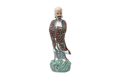 Lot 871 - A CHINESE FAMILLE-ROSE FIGURE OF A LUOHAN