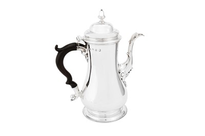 Lot 686 - A George II sterling silver coffee pot, London 1754 by Thomas Whipham (first reg. 20th June 1737)