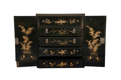 Lot 428 - A CHINESE LACQUERED TABLETOP CABINET