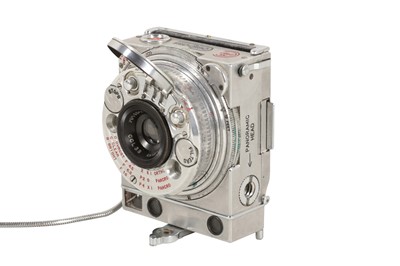 Lot 197 - A Jaeger Le Coultre Compass Camera