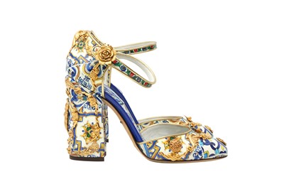 Lot 565 - Dolce & Gabbana Sicily Majolica Print Block Heeled Pump - Size 36.5