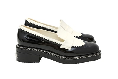 Lot 698 - Chanel Monochrome Logo Chunky Brogue  - Size 37