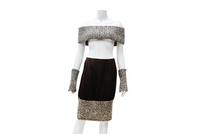 Lot 430 - Chanel Wool Brown Skirt and Snood Set - Size 38