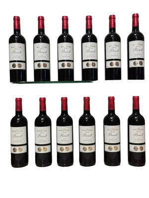 Lot 16 - Chateau Briot, Entre-Deux-Mers, 2016, twelve bottles