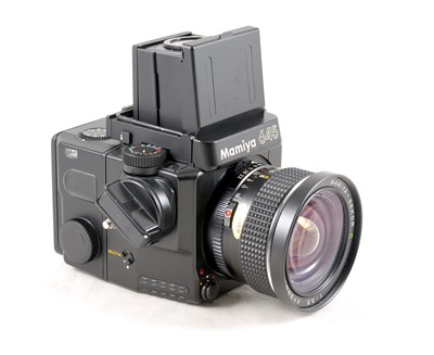 Lot 4 - A Mamiya 645 Super with 35mm Wide Angle Lens.