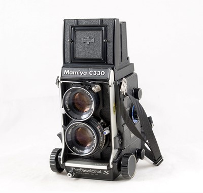 Lot 6 - An Extensive Mamiya C330 Professional S Outfit.