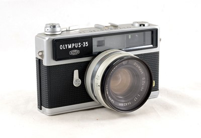 Lot 44 - Olympus 35 LE & S Rangefinder Cameras.