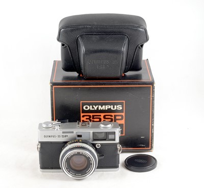 Lot 48 - A Good Olympus 35SP Compact Rangefinder Camera.