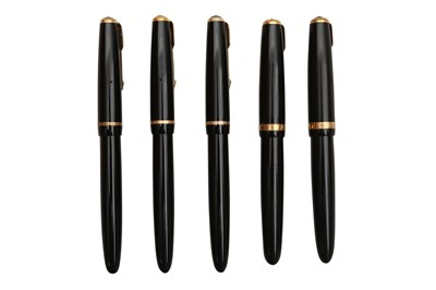 Lot 766 - A GROUP OF FIVE PARKER BLACK DUOFOLD FOUNTAIN PENS